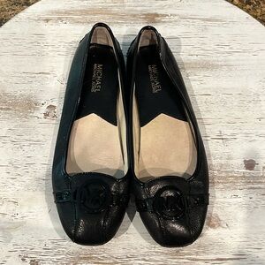 Michael Kors - Black Fulton Logo Ballet Flats  - Size 10